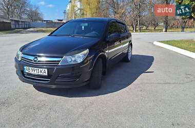 Хетчбек Opel Astra 2004 в Хмільнику