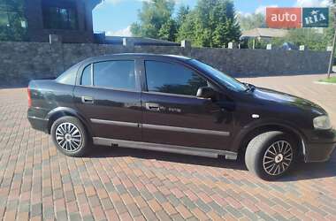 Седан Opel Astra 2008 в Звягелі