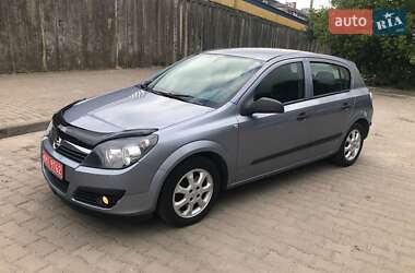 Хэтчбек Opel Astra 2005 в Харькове