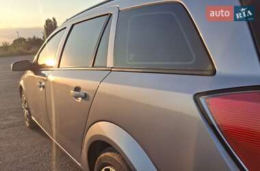 Универсал Opel Astra 2009 в 