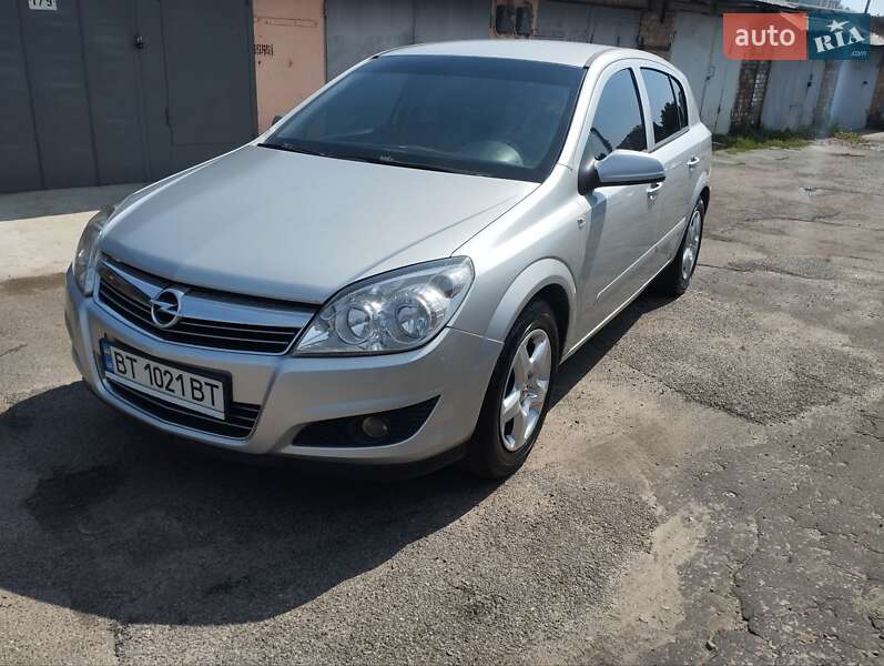 Opel Astra 2007