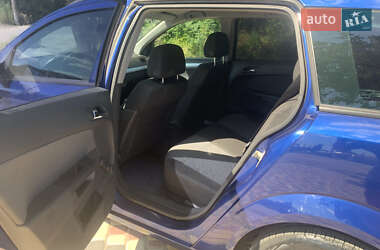 Универсал Opel Astra 2005 в 