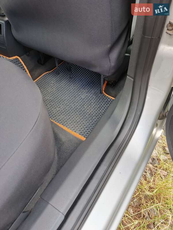 Универсал Opel Astra 2009 в Луцке