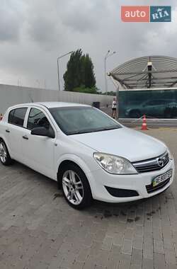 Хетчбек Opel Astra 2007 в Києві