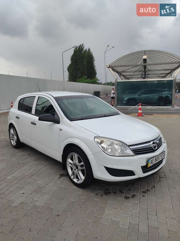 Opel Astra 2007