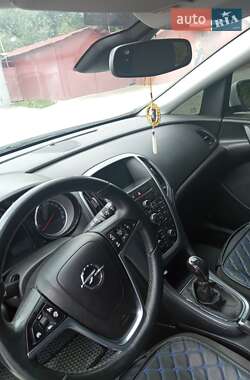 Универсал Opel Astra 2015 в 