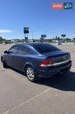Седан Opel Astra 2012 в 