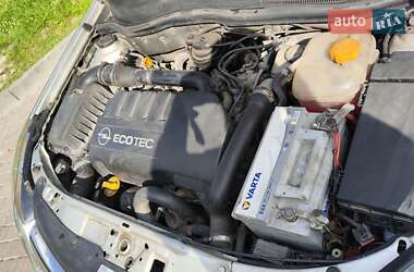 Універсал Opel Astra 2006 в Львові