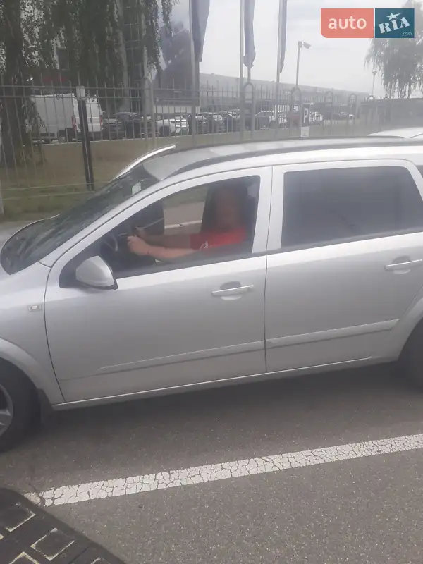 Opel Astra 2007 VIN W0L0AHL3582076942 фото оголошення 4 з 46