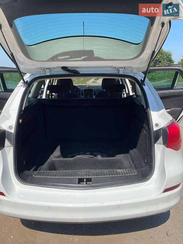 Универсал Opel Astra 2011 в Подрясном фото 13 Универсал Opel Astra 2011 в Подрясном