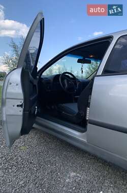 Хетчбек Opel Astra 1999 в Луцьку