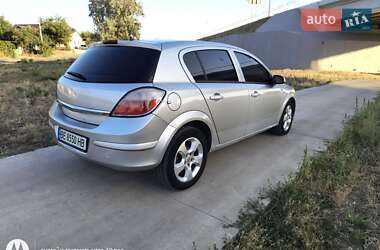Хэтчбек Opel Astra 2004 в Вознесенске