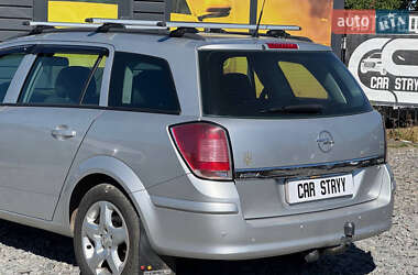 Универсал Opel Astra 2006 в 