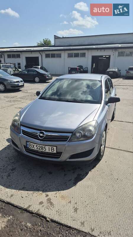 Opel Astra 2009
