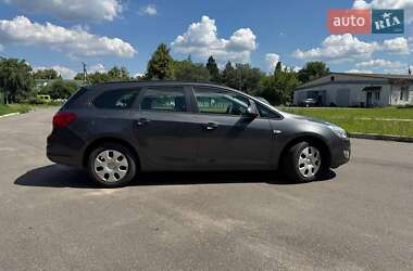 Універсал Opel Astra 2010 в Києві