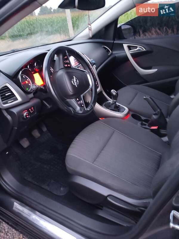 Хэтчбек Opel Astra 2010 в Харькове