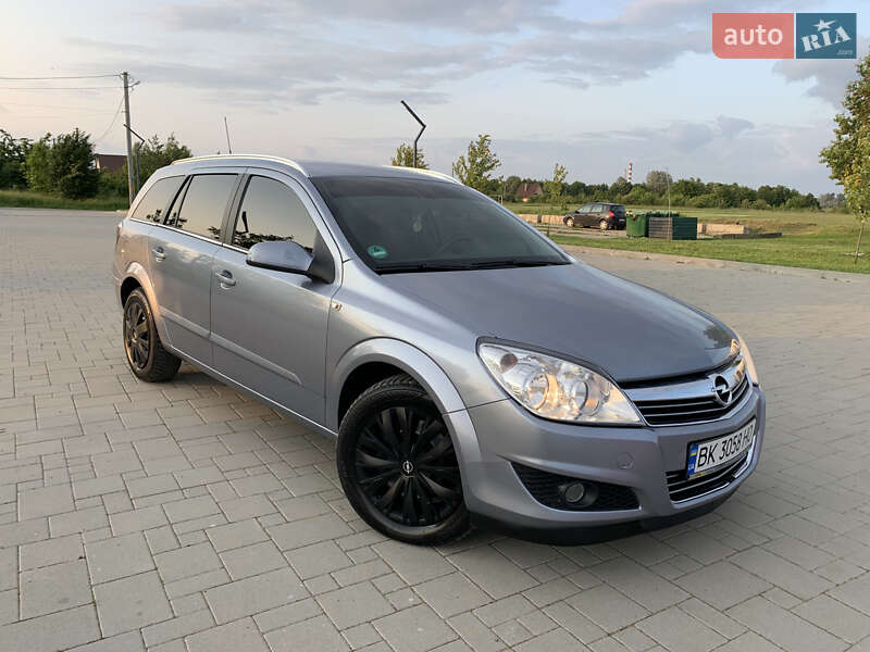 Opel Astra 2008