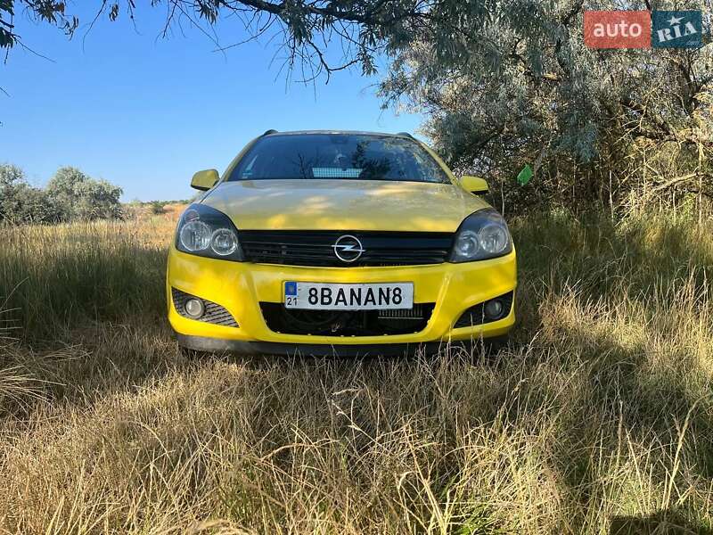 Opel Astra 2010