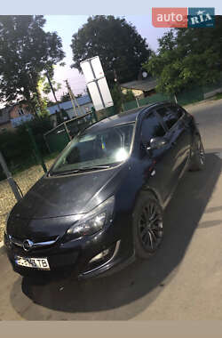 Универсал Opel Astra 2013 в 