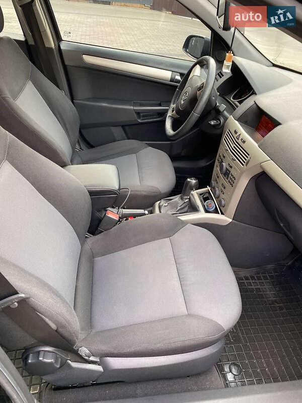 Универсал Opel Astra 2008 в Одессе