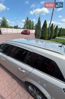 Универсал Opel Astra 2010 в 