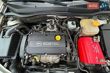 Универсал Opel Astra 2010 в 