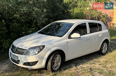 Хетчбек Opel Astra 2012 в Києві