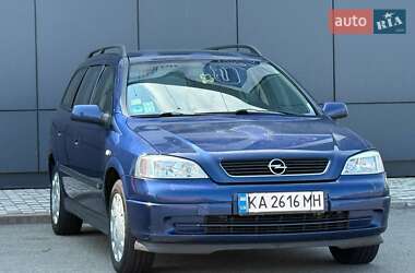 Универсал Opel Astra 2004 в 
