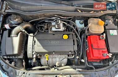 Хэтчбек Opel Astra 2007 в 