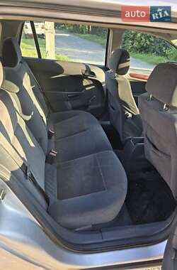 Универсал Opel Astra 2005 в 