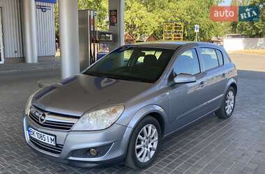 Хетчбек Opel Astra 2008 в Миколаєві
