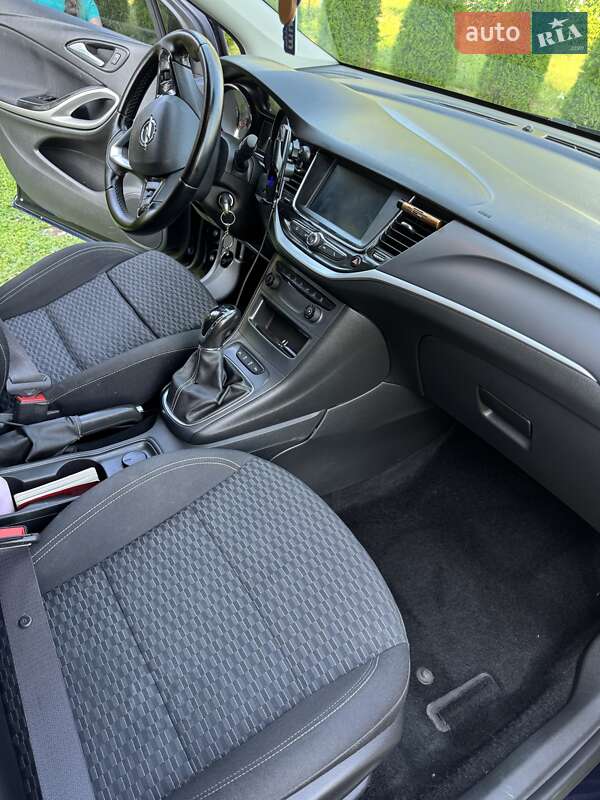 Универсал Opel Astra 2019 в Ивано-Франковске