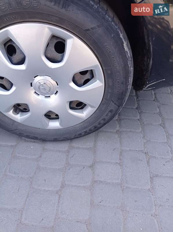 Универсал Opel Astra 2012 в Кременчуге