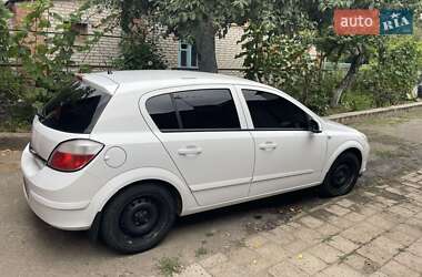 Хетчбек Opel Astra 2005 в Іллінцях