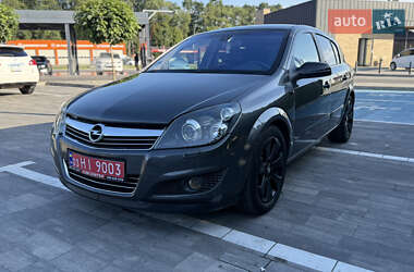 Хэтчбек Opel Astra 2009 в Луцке