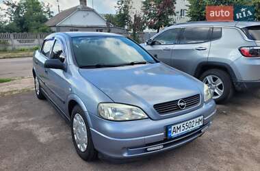 Седан Opel Astra 2008 в Бердичеве