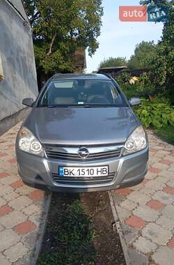 Універсал Opel Astra 2008 в Дубні