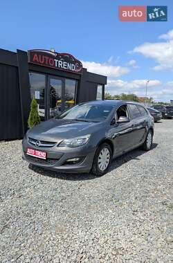 Універсал Opel Astra 2014 в Львові
