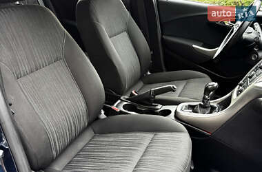 Универсал Opel Astra 2010 в 
