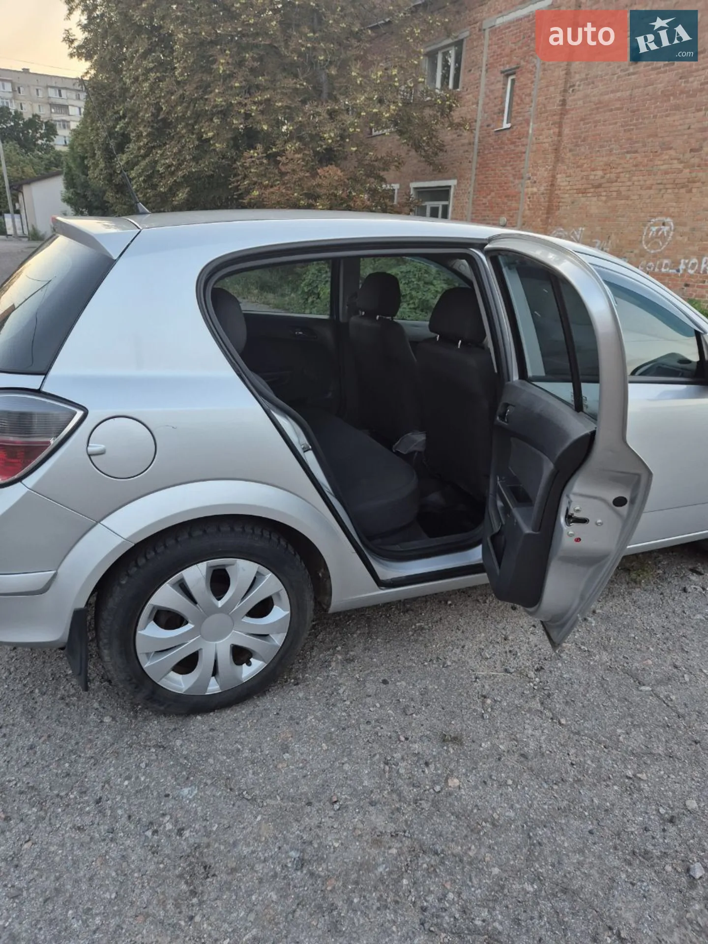 2011 Opel Astra - мініатюра 10