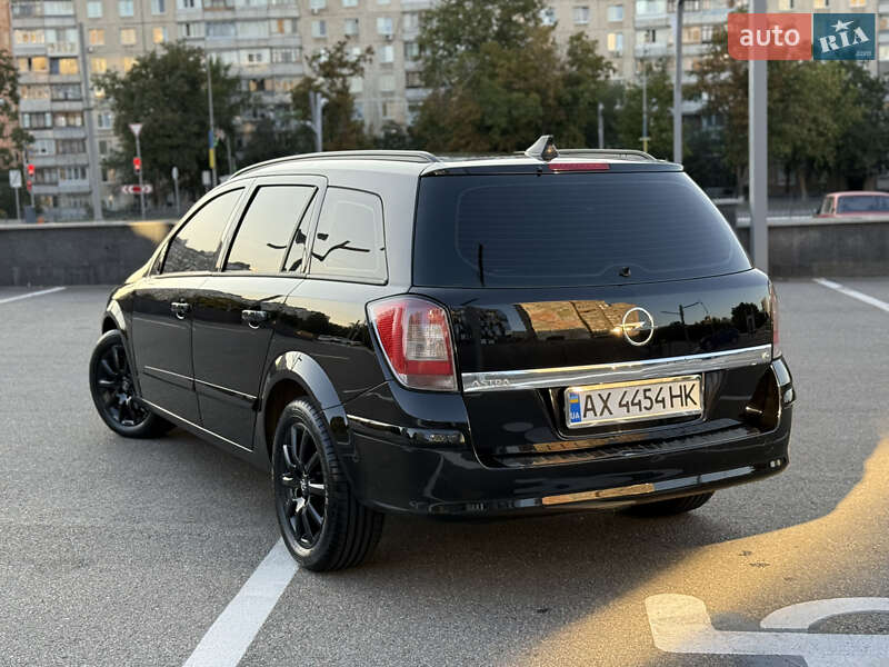 Универсал Opel Astra 2008 в Харькове