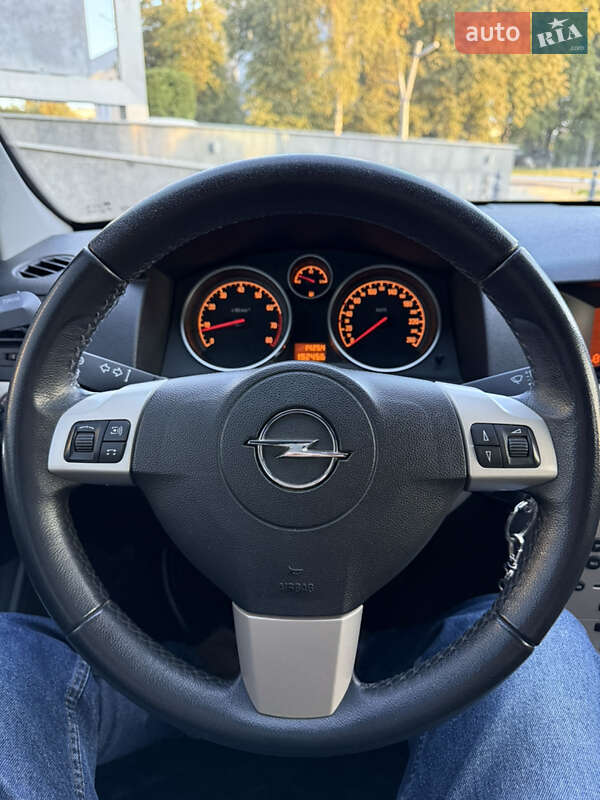 Универсал Opel Astra 2008 в Харькове