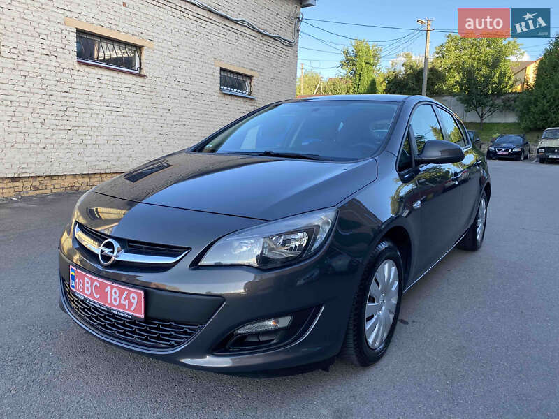 Opel Astra 2013