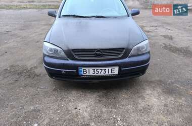 Седан Opel Astra 2003 в Лубнах