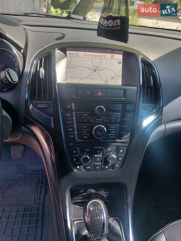 Универсал Opel Astra 2012 в Луцке