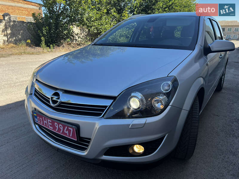Универсал Opel Astra 2009 в Никополе