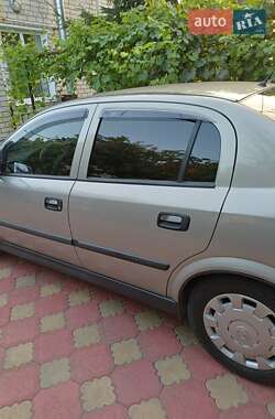 Седан Opel Astra 2007 в 
