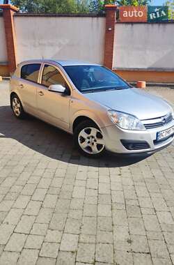 Хэтчбек Opel Astra 2014 в Коломые