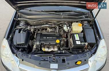 Универсал Opel Astra 2009 в 