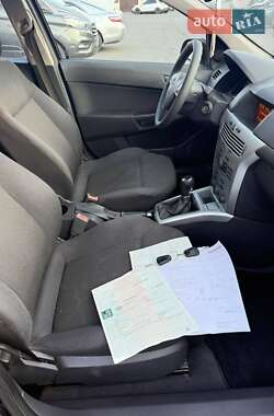 Универсал Opel Astra 2009 в 